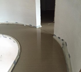 SelfBuild Co Wexford_Fast Floor Screed Ltd_ Alpha Hemihydrate screed over UFH at 50mm at a depth of 50mm over underfloor heating